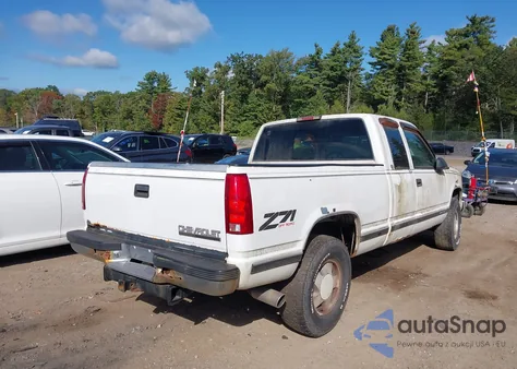 1998 Chevrolet K1500 Fleetside из США, поврежденный, VIN 2GCEK19R5W1175624